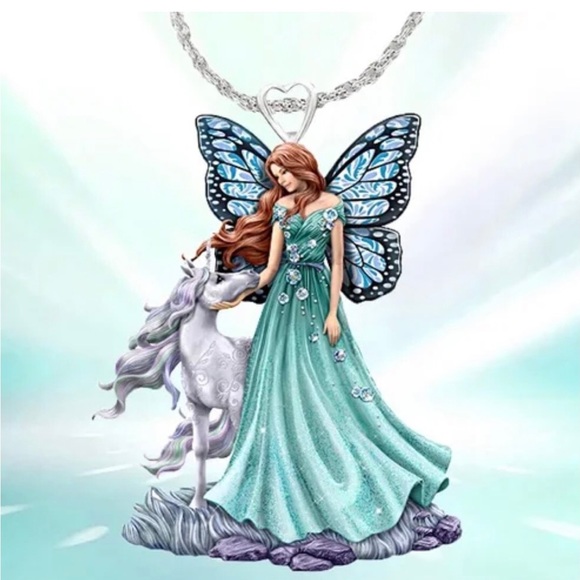 Jewelry - 🆕Beautiful Fairy 🧚🏼‍♂️ with unicorn necklace